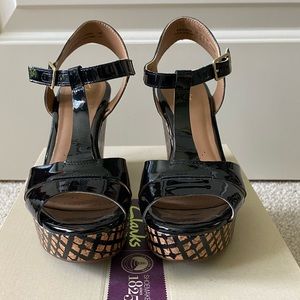 Clarks Amelia Roma wedge